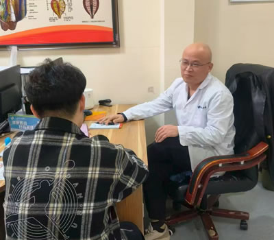 常德市|男科医师高朋磊：守护男性健康，专业男科诊疗